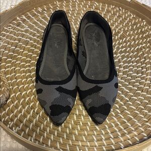 Chic Knit Flats – Inspired by Rothy’s Style